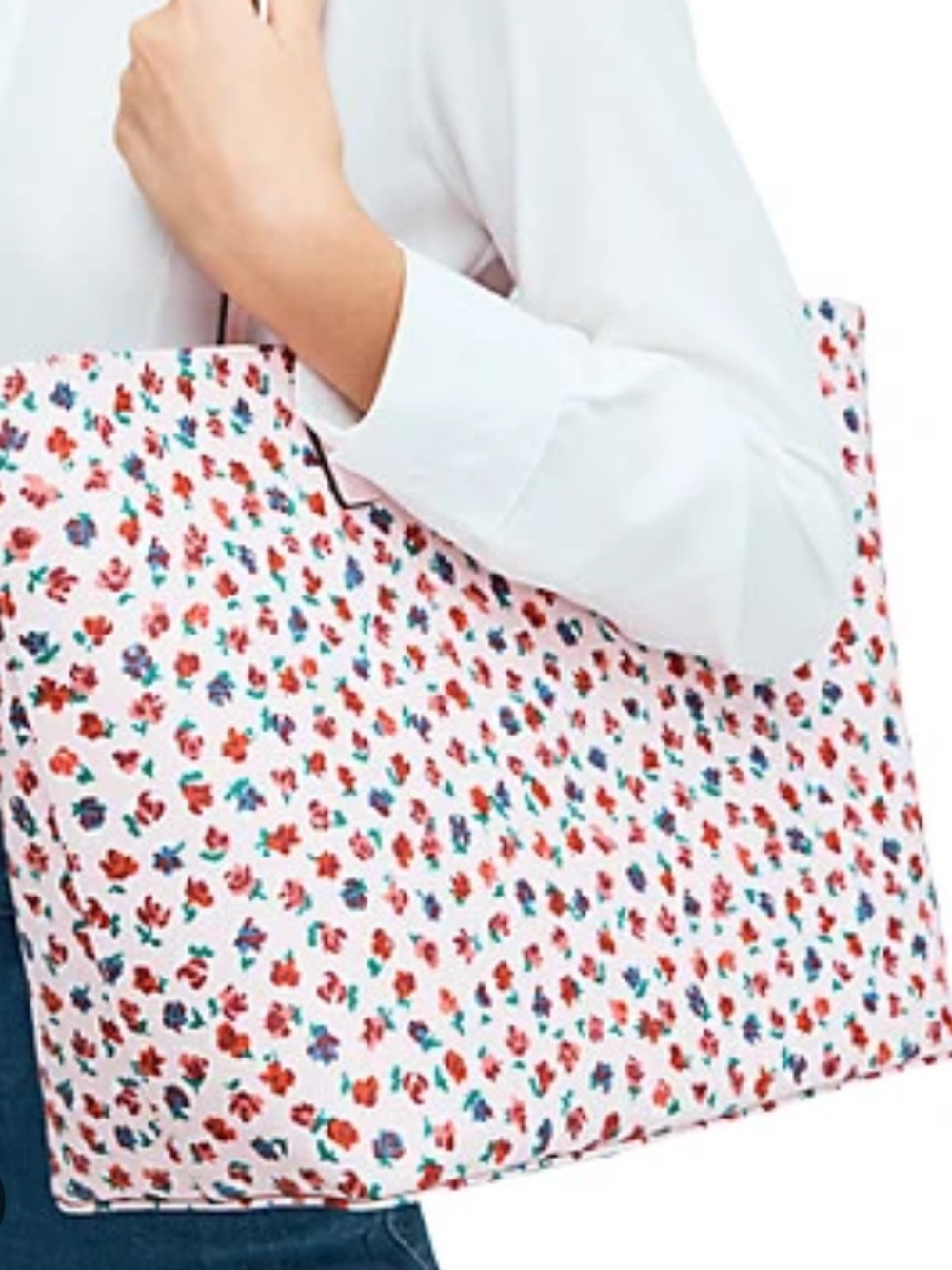 Kate Spade Shore Street Bold Roses tote ๐น - Picture 2 of 9
